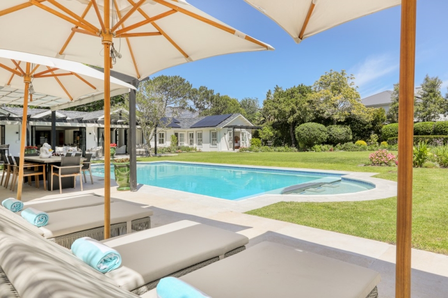 5 Bedroom Property for Sale in Constantia Western Cape